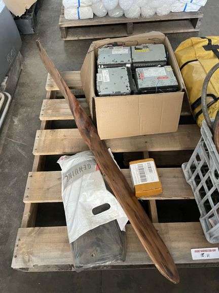 Pallet Radios, Drum Pumps, Decorative Timber Prop etc