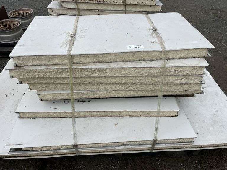 Small Sheets Insulated Panel - 2x pallets
