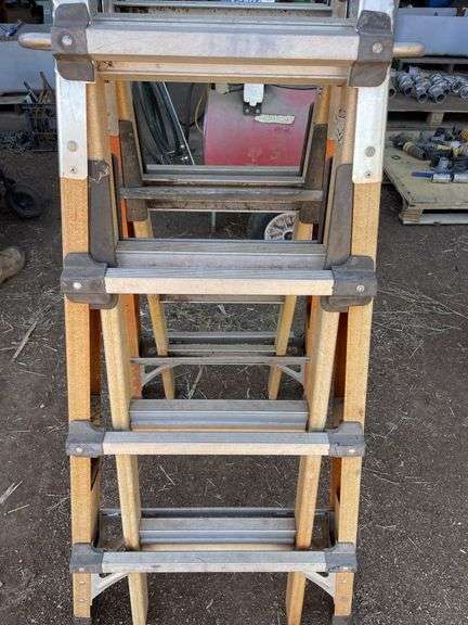 Gorilla Fibreglass Collapsible Ladder