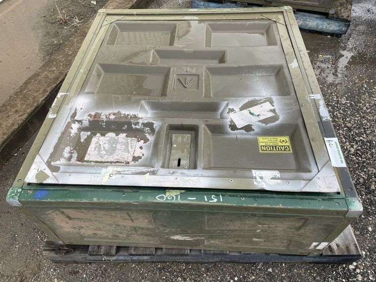 Plastic Storage Box inc Machinery Steps
