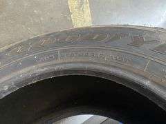 1x Vehicle Tyre - 275/65R/17