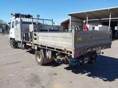 2015 Isuzu FRR500 Dual Cab Split Tray Tip Truck - WINTON