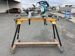 Makita Mitresaw and Extendable Bench