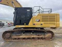 2022 Caterpillar 340 Track Excavator (1,330hrs)