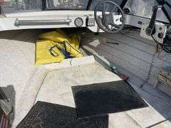 Suncraft Fibreglass 4.2m Boat c/w 40hp Motor & Trailer