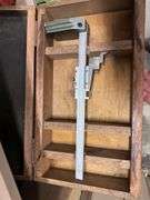 Metal Storage Cabinet inc Handheld Tooling and Assorted Workshop Contents