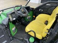 2015 John Deere 4x4 Tipping Gator 