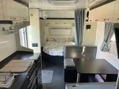 2014 Caravilla 21' Caravan