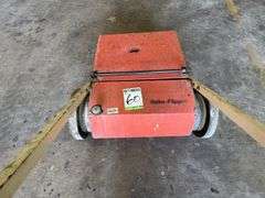 Red Hako Workshop Sweeper