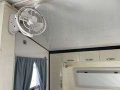 2014 Caravilla 21' Caravan