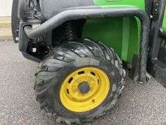 2015 John Deere 4x4 Tipping Gator 
