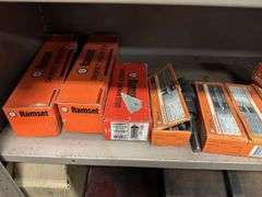 Metal Storage Cabinet inc Handheld Tooling and Assorted Workshop Contents