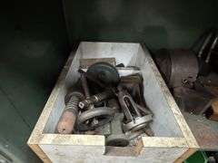 Metal Lathe Hercus and Qty Tooling