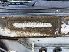 2000 Nissan Pulsar Sedan - Non Operational - No Engine