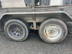2005 Dual Axle Box Trailer inc LVL Timber
