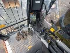 2022 Caterpillar 340 Track Excavator (1,330hrs)