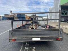 2005 Dual Axle Box Trailer inc LVL Timber