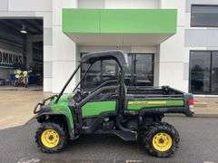 2015 John Deere 4x4 Tipping Gator 