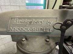 Bridgeport Milling Machine & Qty Tooling