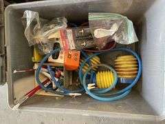 Pallet inc Step, Tooling and Vehicle Spray Cans