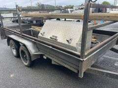 2005 Dual Axle Box Trailer inc LVL Timber