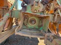 John Deere 2250 Tractor - BUNDABERG
