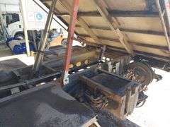 2015 Isuzu FRR500 Dual Cab Split Tray Tip Truck - WINTON