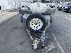 2011 Castaway Compact Camper Trailer inc Inflatable Boat