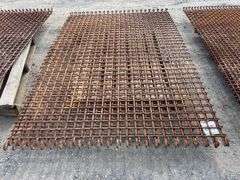 2x Mesh Screens 1400 x 2000mm