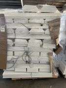 Pallet Qty 240 & 12Volt Dual Power Fluro Lights