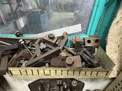 Bridgeport Milling Machine & Qty Tooling