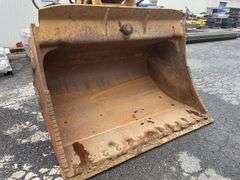 2022 Caterpillar 340 Track Excavator (1,330hrs)