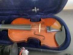 Beginners Violin, Violin Bow and Case