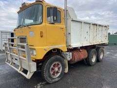 1973 Mack FR-700 Tipper Truck