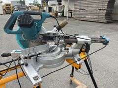 Makita Mitresaw and Extendable Bench