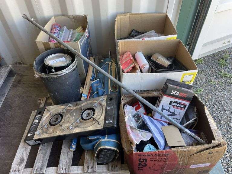 Pallet Assorted Sundries inc Kids Golf Clubs, Kitchenware etc