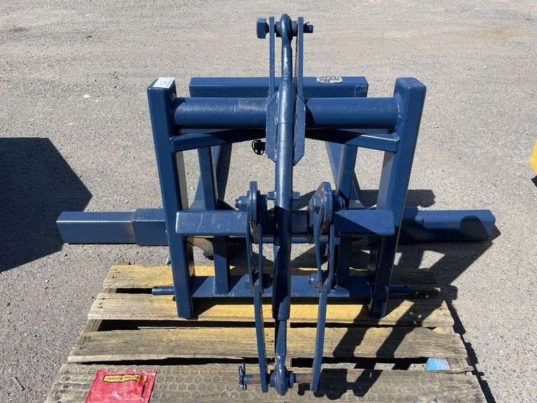 Daken 3PL Scissor Lift Rear Tractor Forks