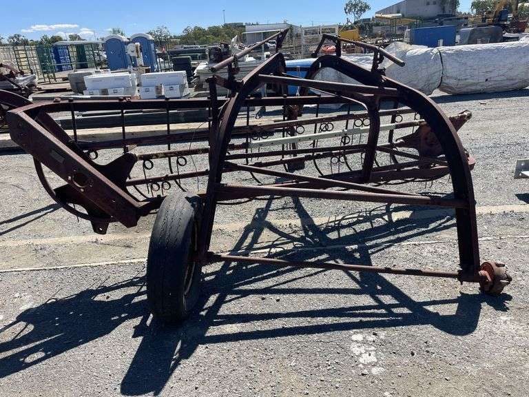New Holland 56 Roller Bar hay Rake (parts/restoration) - TVAA Pty Ltd T ...
