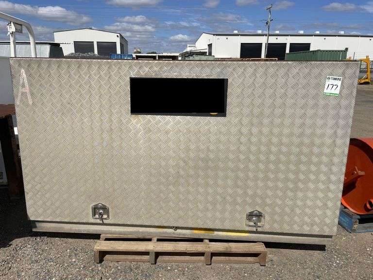 Checkerplate Toolbox 2100x650x1200mmH