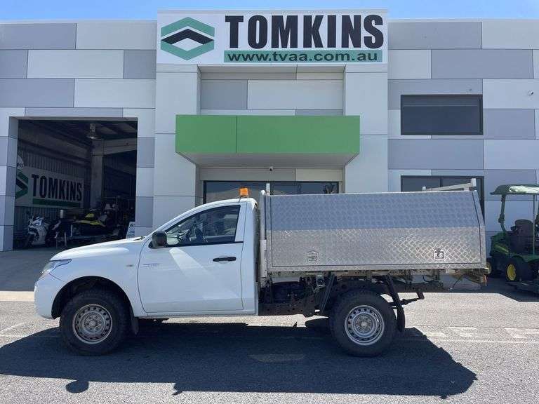 2016 Mitsubishi MQ GLX Triton 