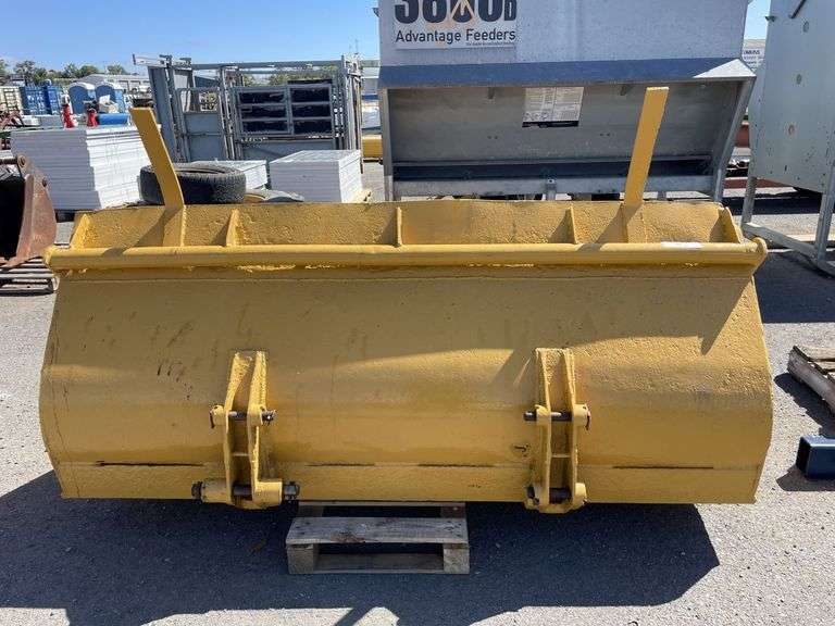 2m Machinery Bucket