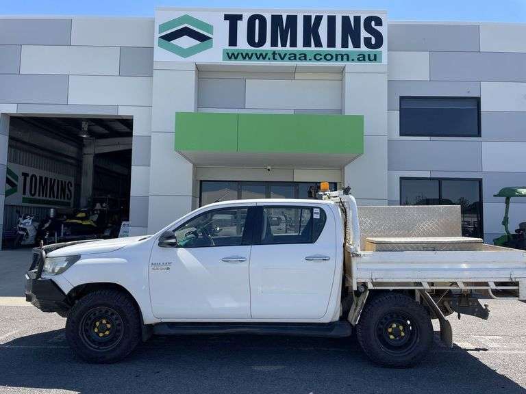 2015 Toyota Hilux 8Gen Dual Cab 4x4 Utility