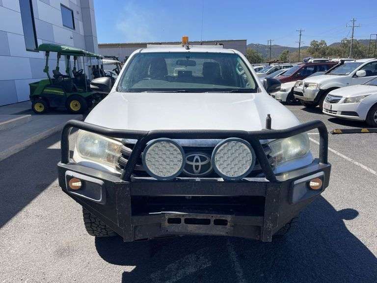 2015 Toyota Hilux 8Gen Dual Cab 4x4 Utility