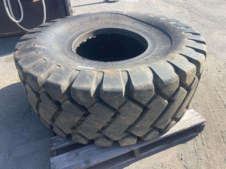 23.5/25 Machinery Tyre