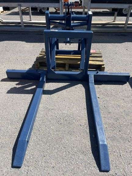 Daken 3PL Scissor Lift Rear Tractor Forks
