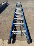 Blue 170kg Bailey Fibreglass Extension Ladder