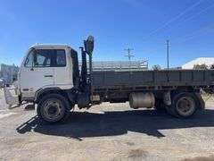 2000 Nissan PKC310 Tipper Truck