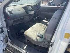 2011 Toyota Hilux Single Cab Utility - Non Operational - Parts Vehicle