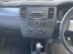 2008 Nissan Tiida C11 Hatchback