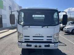 2014 Isuzu NPR Series Truck